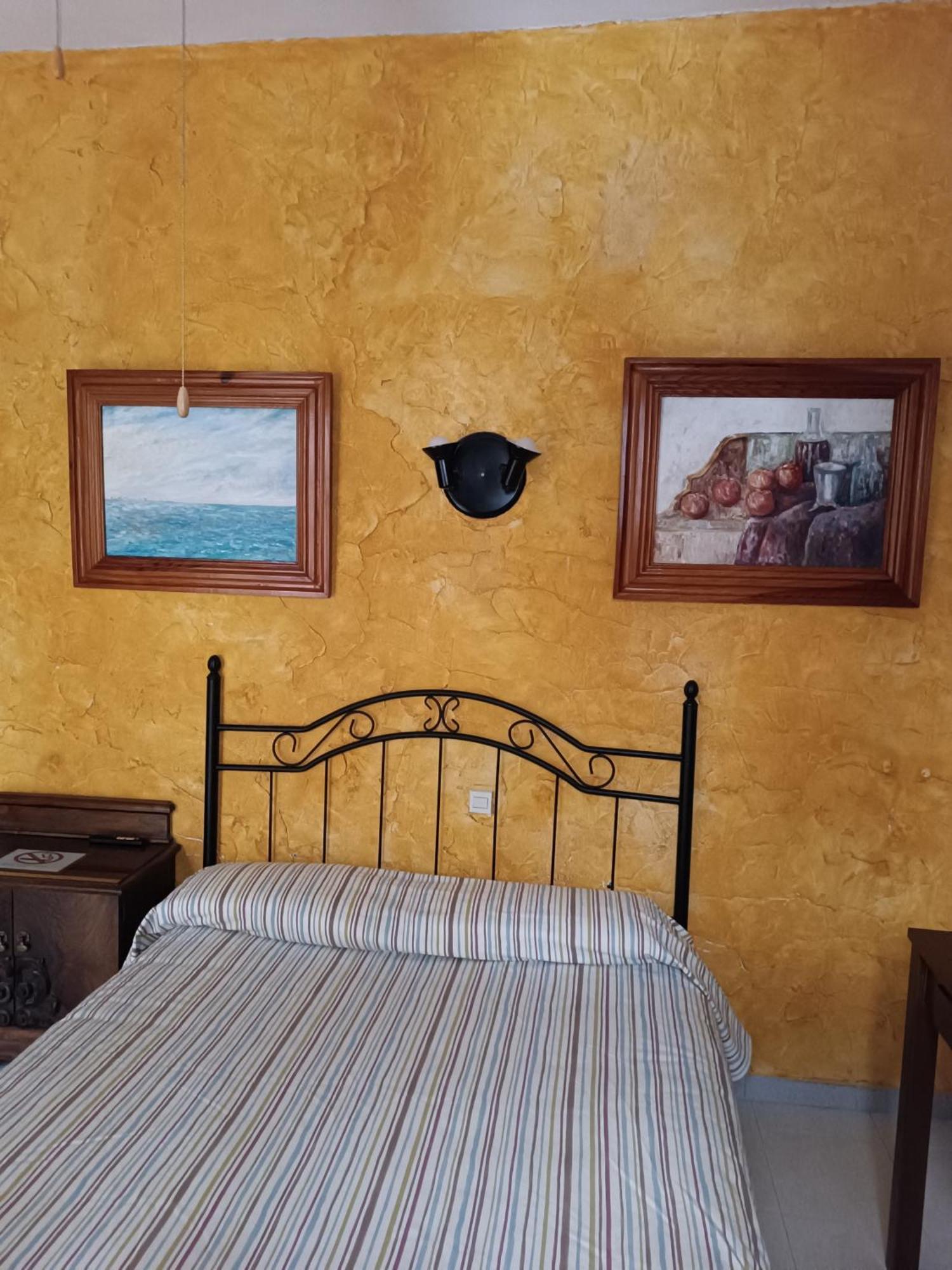 Hostal Manolo 엘푸에르토데산타마리아 객실 사진