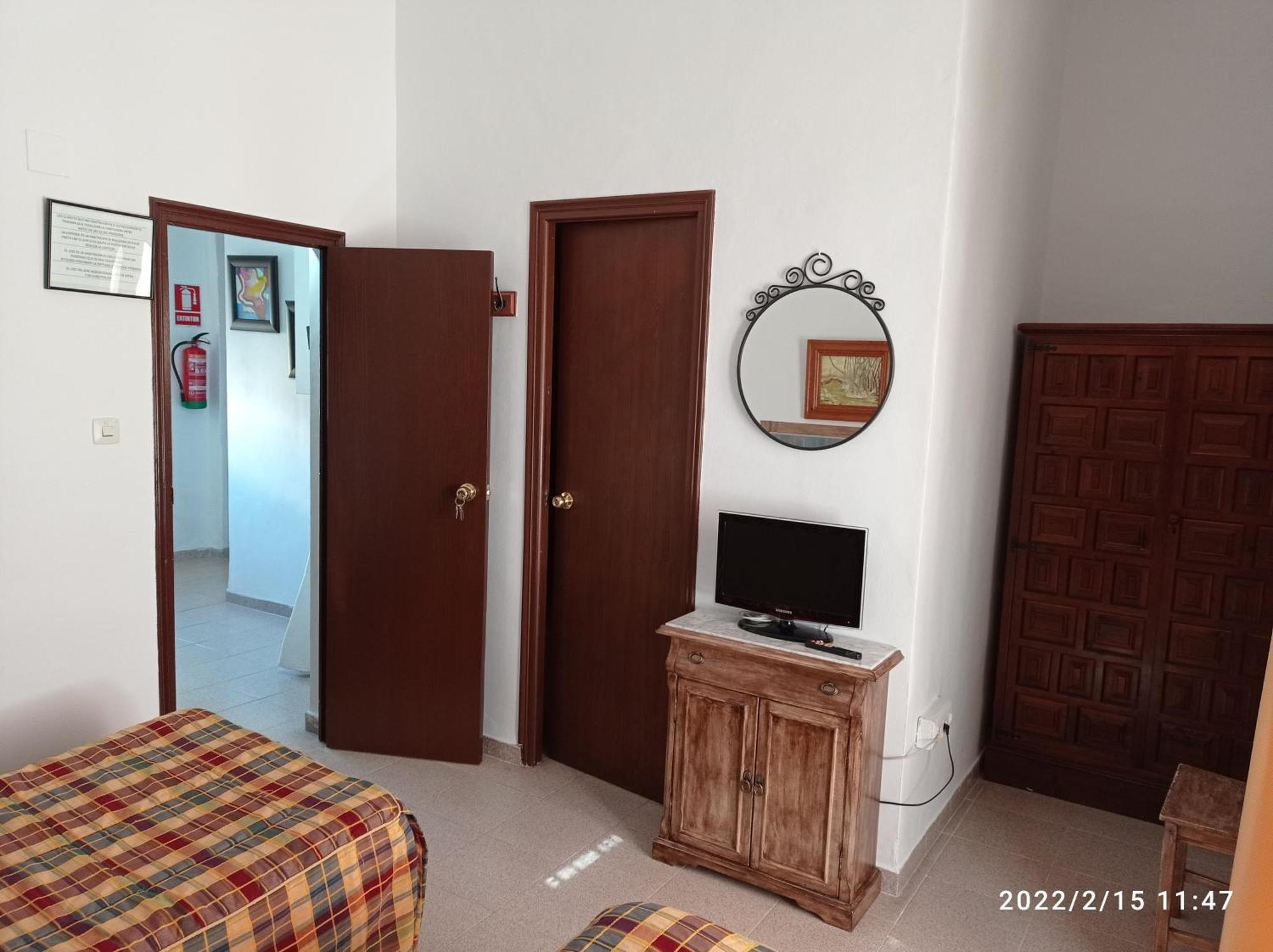 Hostal Manolo 엘푸에르토데산타마리아 객실 사진