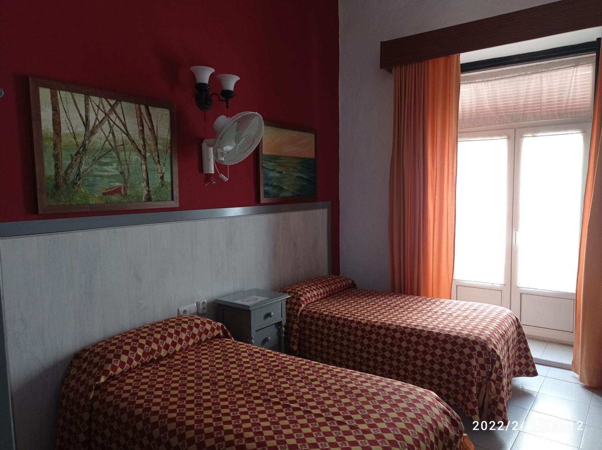 Hostal Manolo 엘푸에르토데산타마리아 객실 사진
