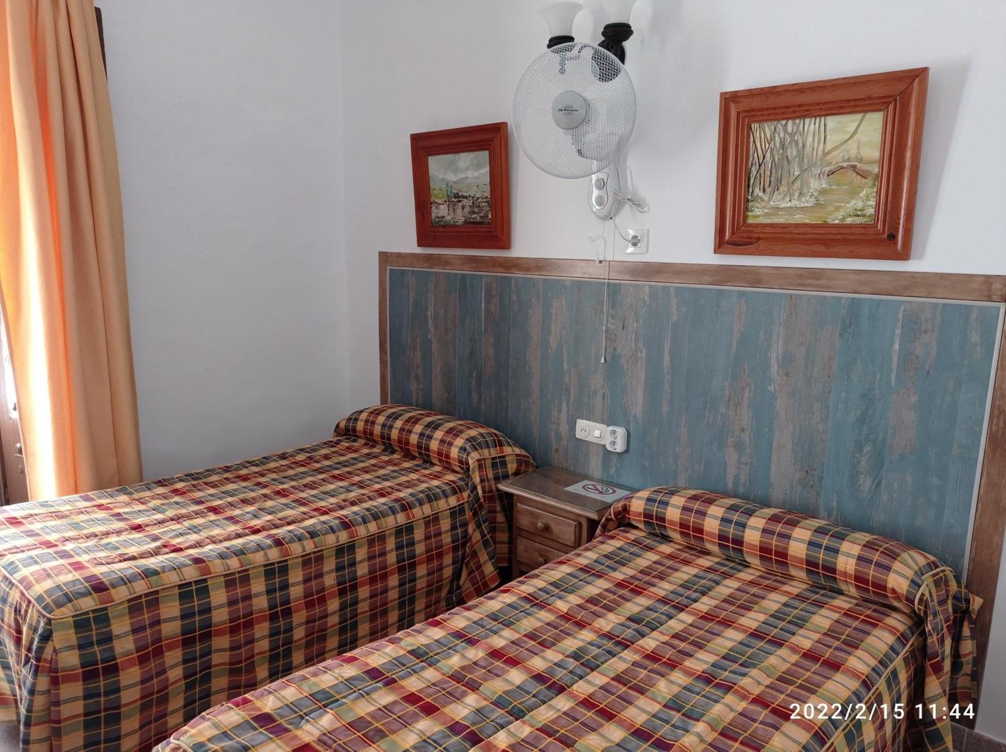 Hostal Manolo 엘푸에르토데산타마리아 객실 사진