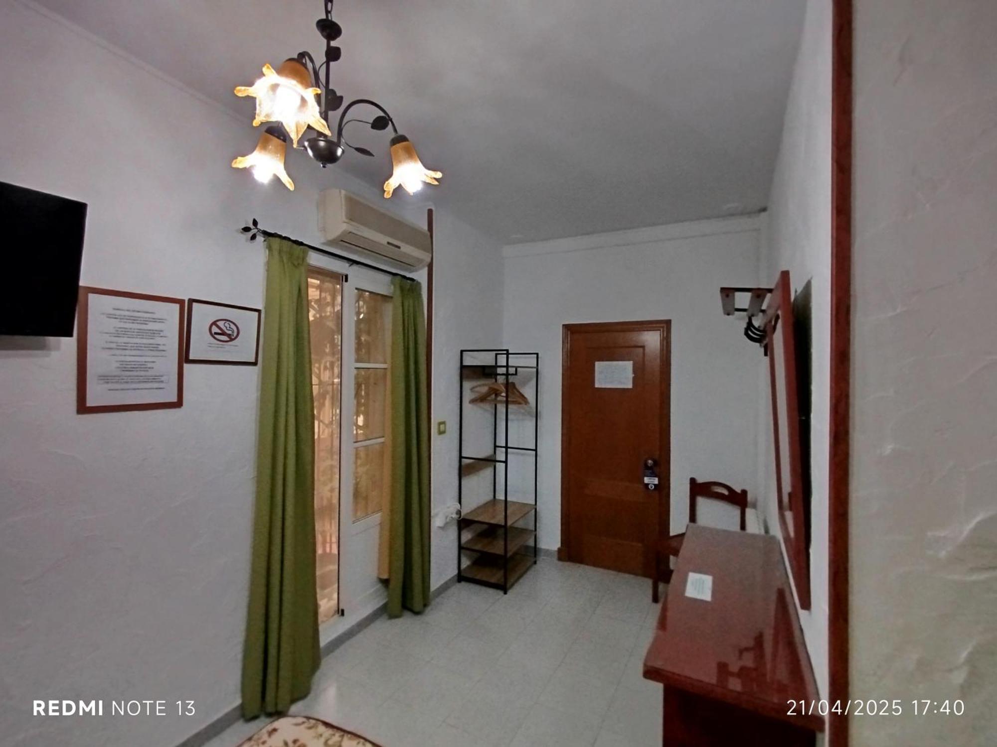 Hostal Manolo 엘푸에르토데산타마리아 객실 사진